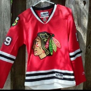 Black hawks toews jersey
